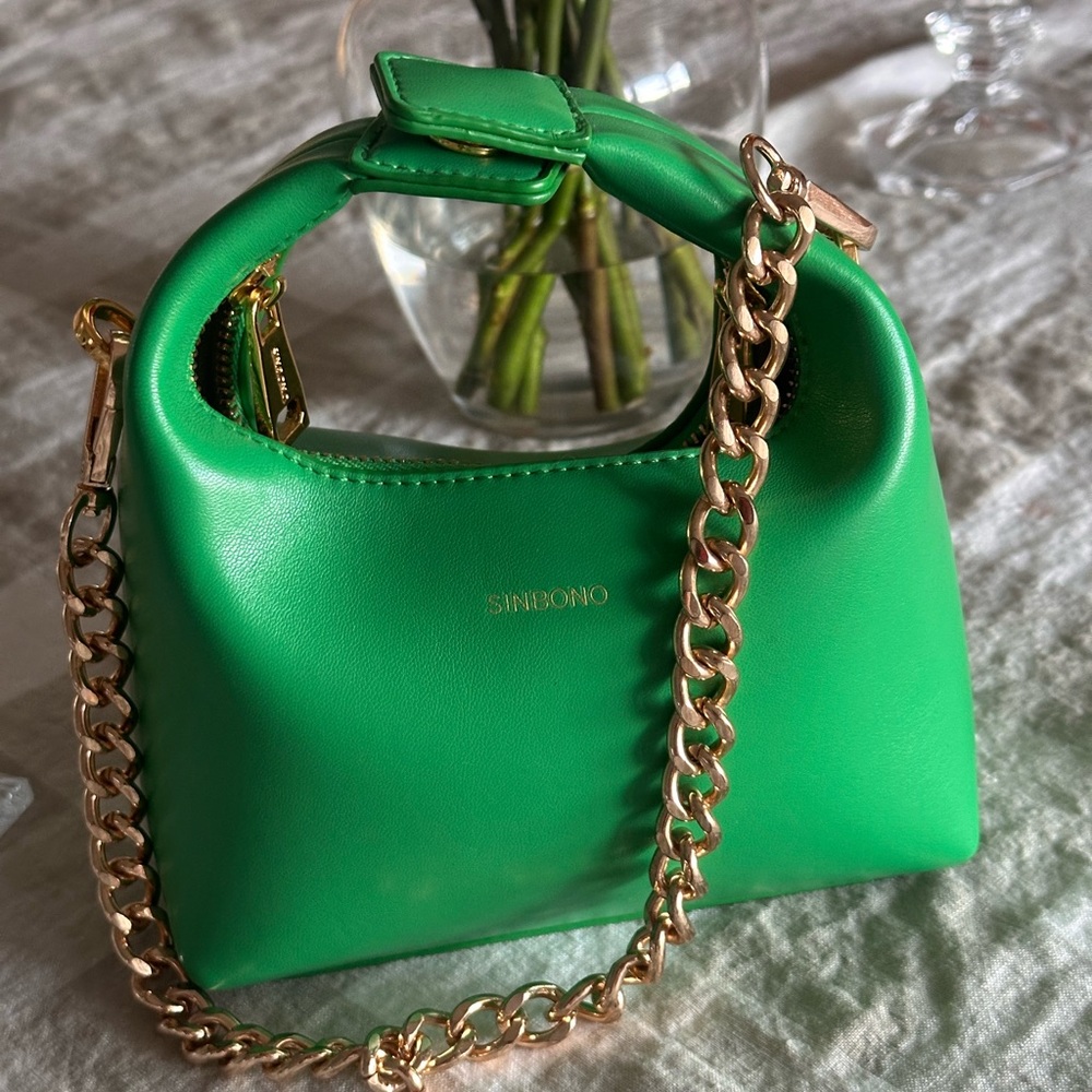 Vibrant Green Mini Bag with Gold Chain